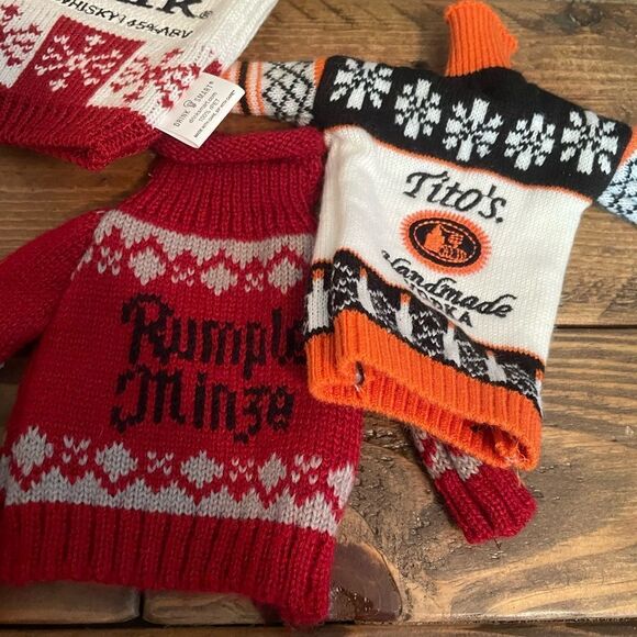 Makers Mark Tito’s Freakerusa Piggy Hedgehog Drink Koozies - Picture 13 of 15